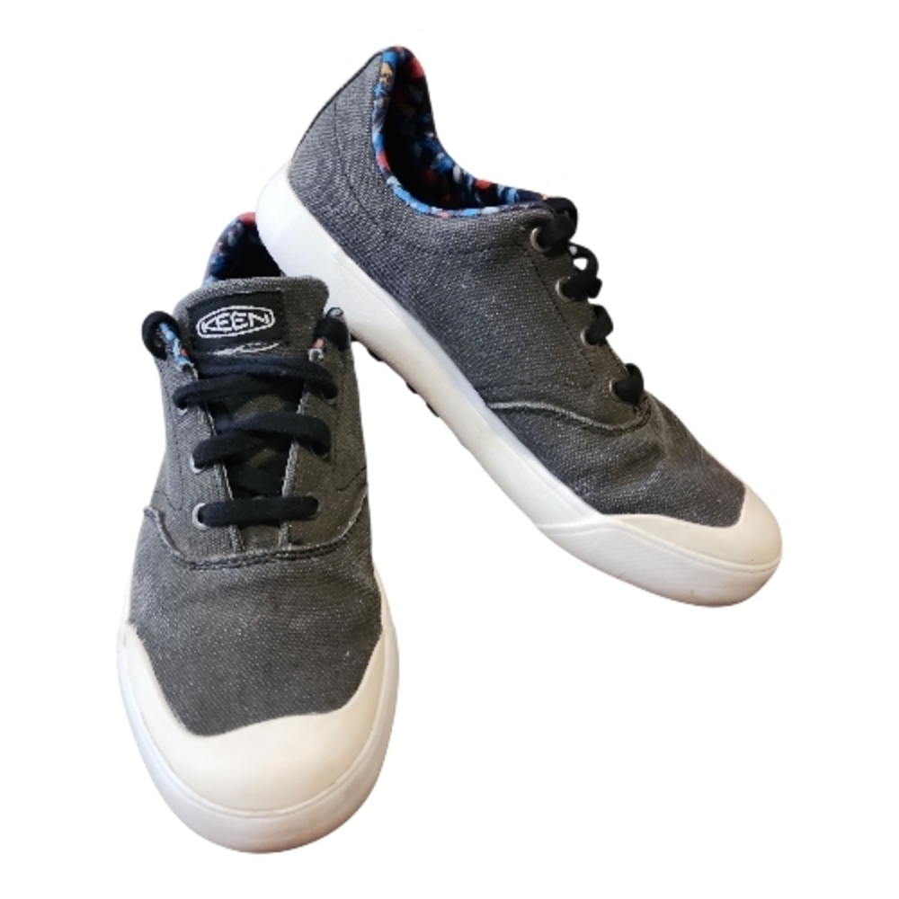 KEEN | Women's Elena Oxford Casual Gray Black Lace Up Canvas Sneakers | 8